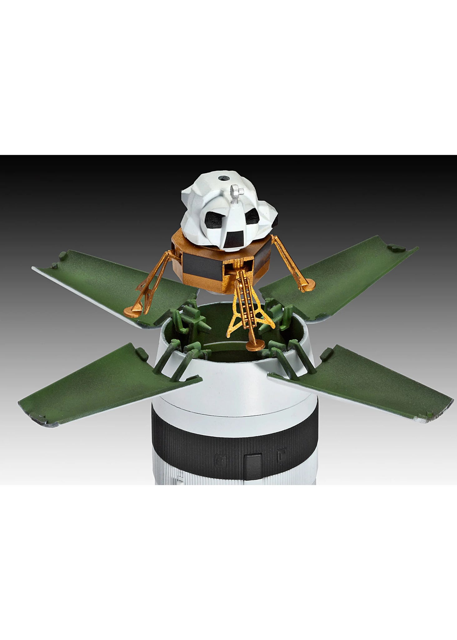 REVELL GERMANY APOLLO SATURN V ROCKET PLASTIC MODEL KIT 1:144 REVELL GERMANY APOLLO SATURN V ROCKET PLASTIC MODEL KIT 1:144